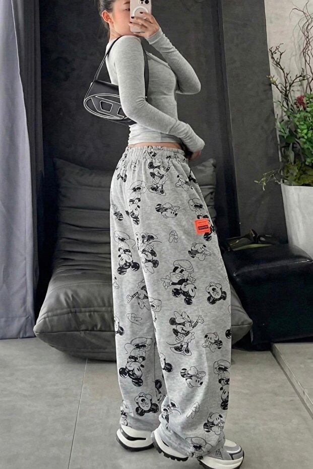 Printed Barrel Fit Knitted Sweatpants Ss26Ea0003