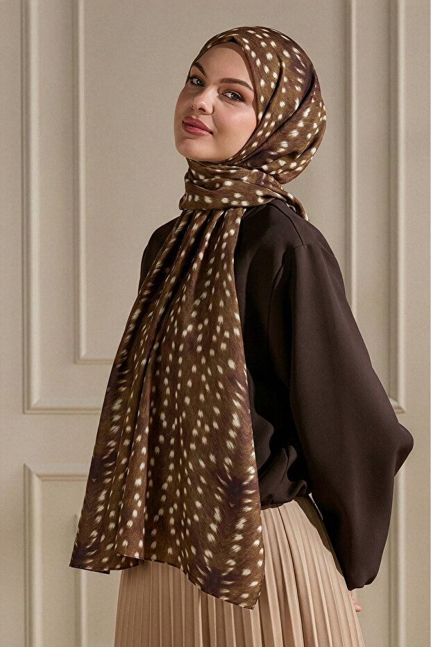 شال كراش بنمط بامبي برتقالي بدون حواف موديل 2