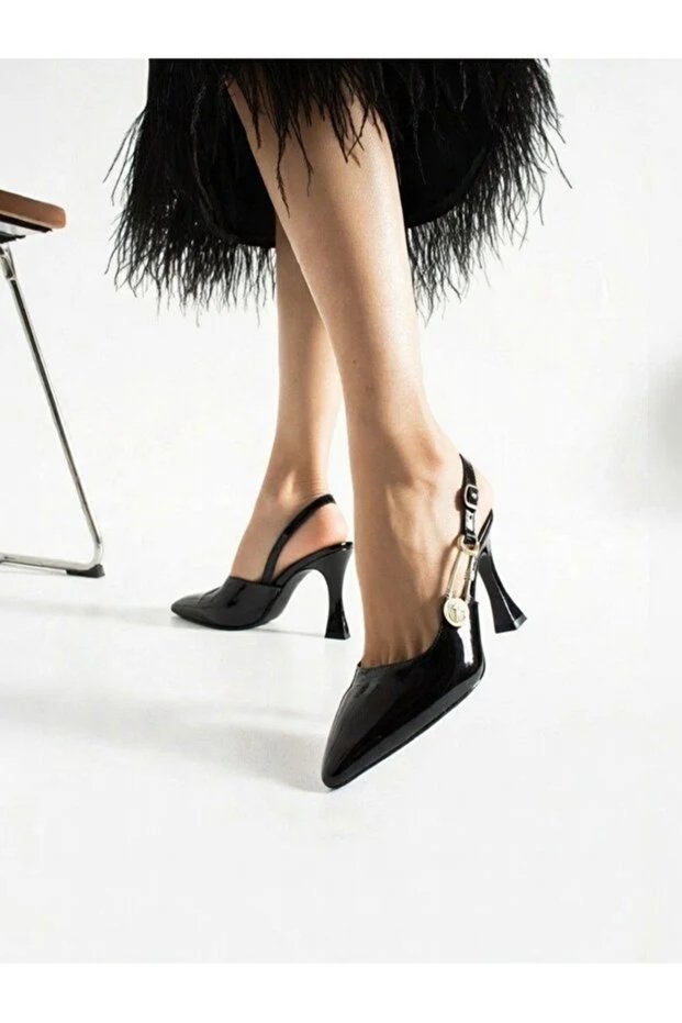 Yan New Model Buckle Patent Leather Short Heeled Casual Women's Classic Shoes