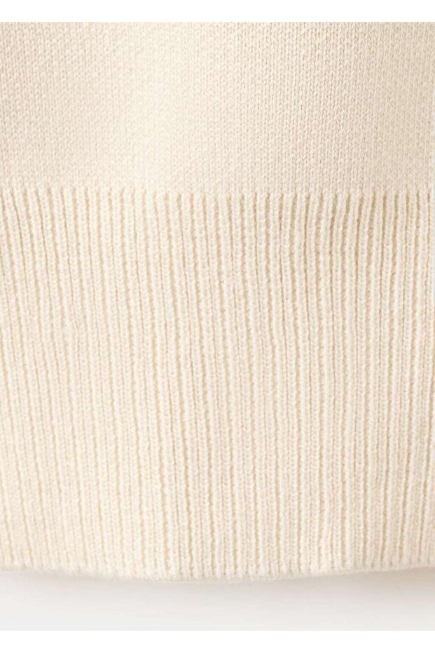 Mücevher düğmeli örgü hırka - 6