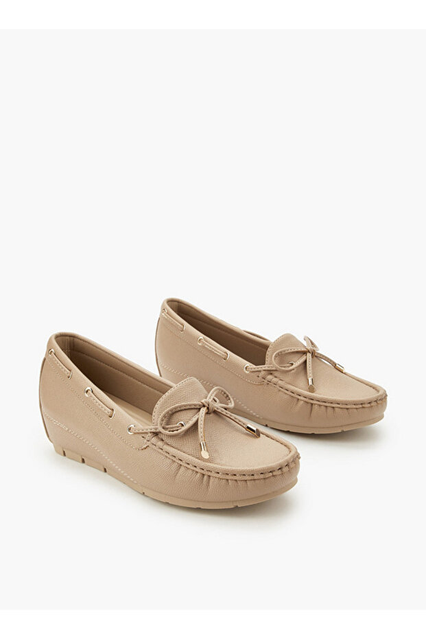 Women Slip-On Moccasins