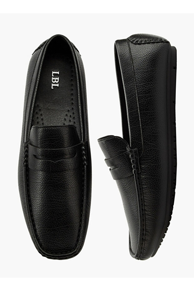 Men Textured Loafers