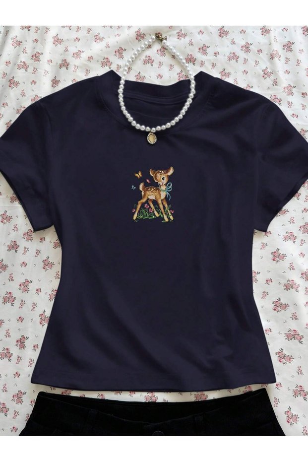 Women's Baby Deer Printed Basic Daily Use Crop T-Shirt