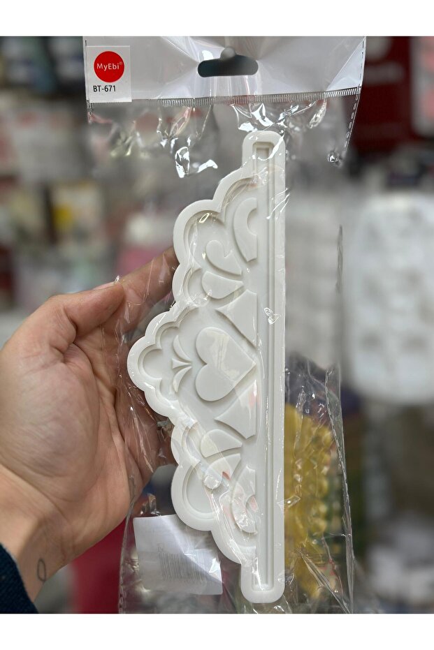 قالب سيليكون على شكل تاج BT-671 مقاس 22 × 8 سم