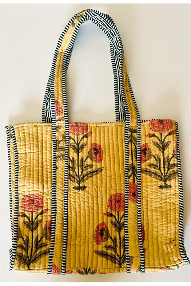Yellow Motif Beach/Casual Tote Bag