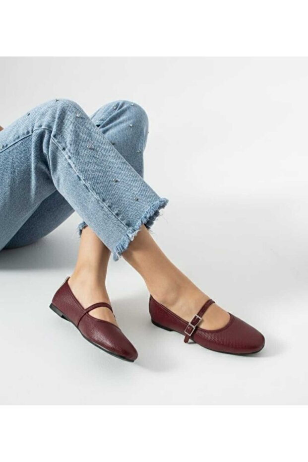 Cap-Toe Round Toe Flat Orthopedic Sole Daily Ballet Flats