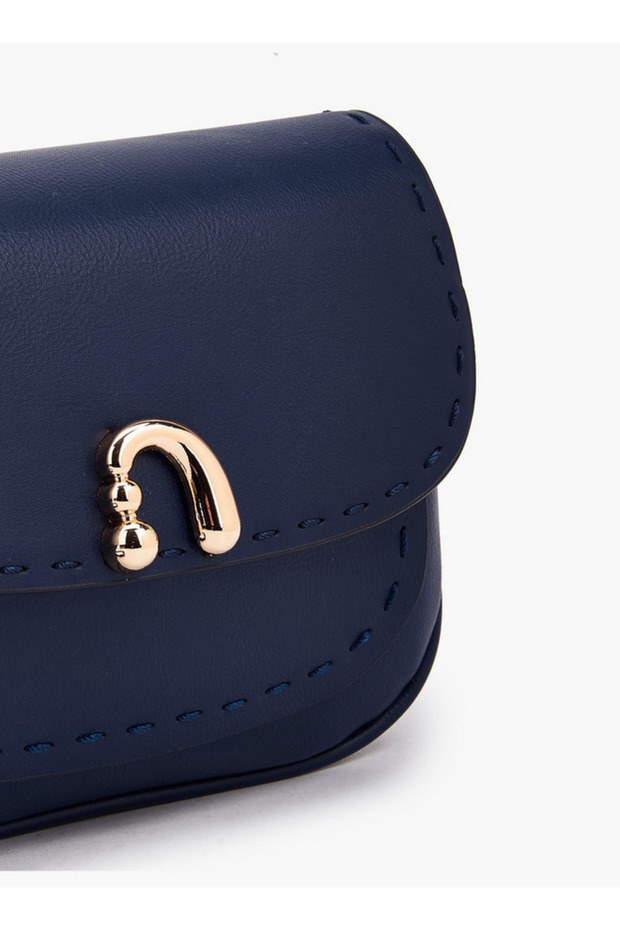 حقيبة كروس صلبة مع حزام قابل للتعديل - 4