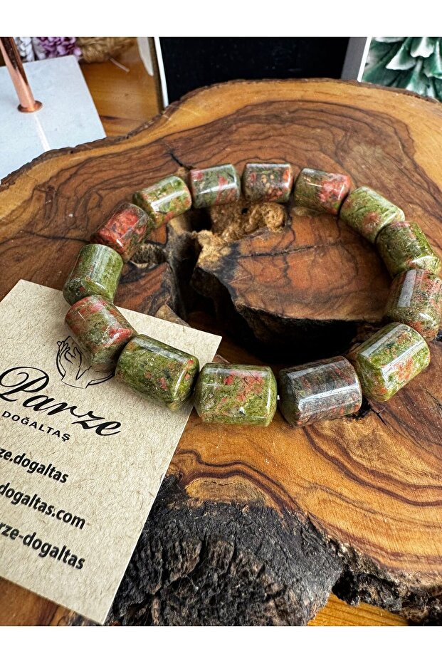 Unakit Natural Stone Capsule Cut Bracelet