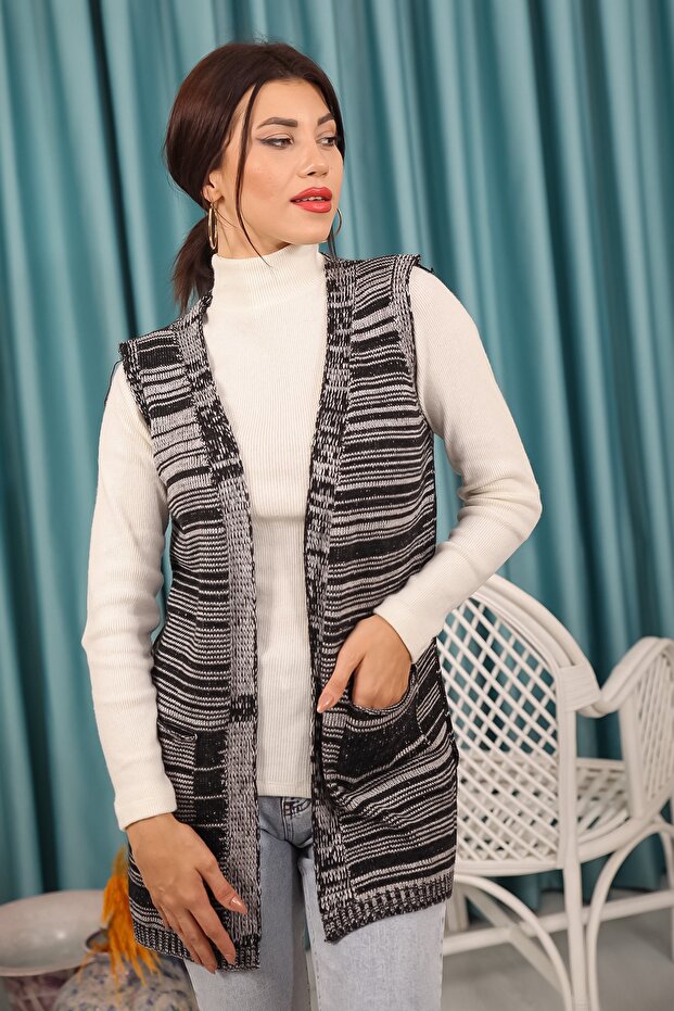 Black and White Knitwear Cardigan