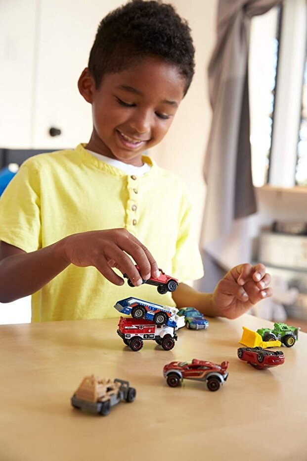 9'lu Araba Seti Gvy63 - 3