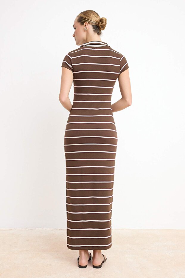 Kahverengi Çizgili Bodycon V Yaka Ay Kol Kısa Kollu Maxi Yumuşak Örme Elbise TWOSS26EL00257 - 5
