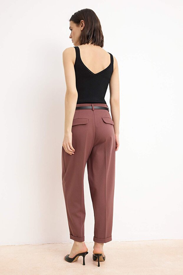 Bordo Özel Koleksiyon Kemerli Havuç Kumaş Pantolon TWOSS26PL00058 - 4