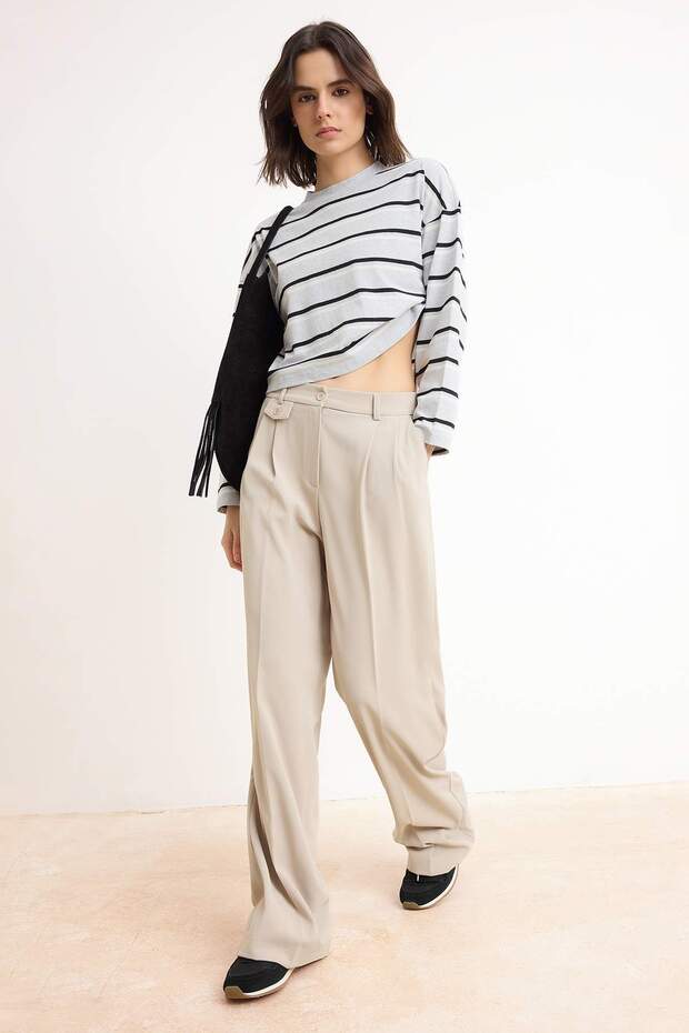 Bej Özel Koleksiyon Dökümlü Wide Leg/Geniş Paça Kumaş Pantolon TWOSS26PL00054 - 2