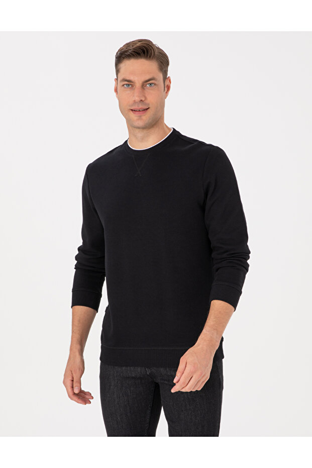 Black Regular Fit Sweatshirt 50311649-Vr046
