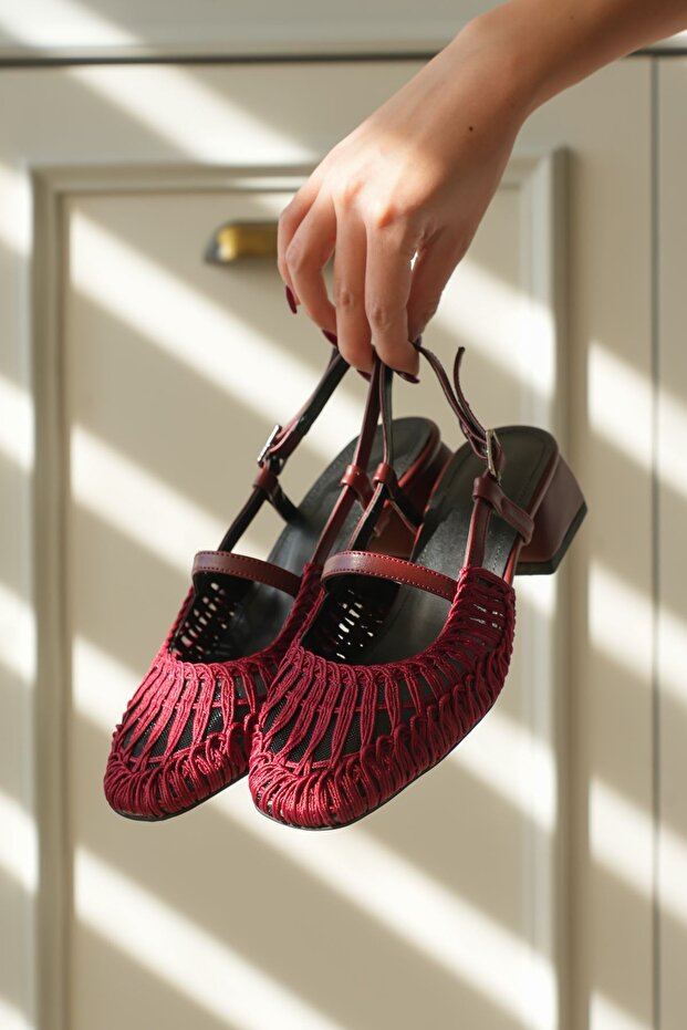 Women's Cerny Short Heeled Braided Shoes - Burgundy
