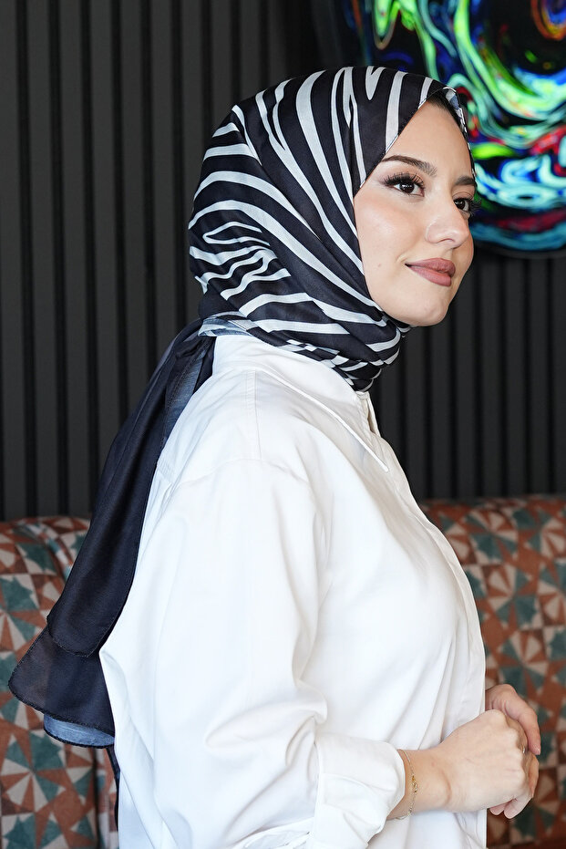 Wavy Pattern Gray Soft Cotton Shawl - 5