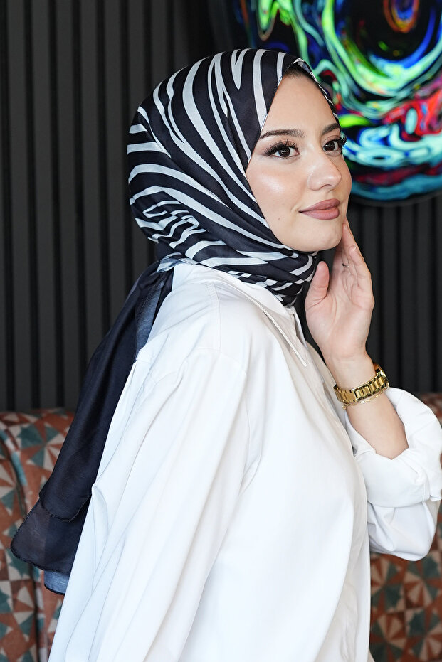 Wavy Pattern Gray Soft Cotton Shawl - 2