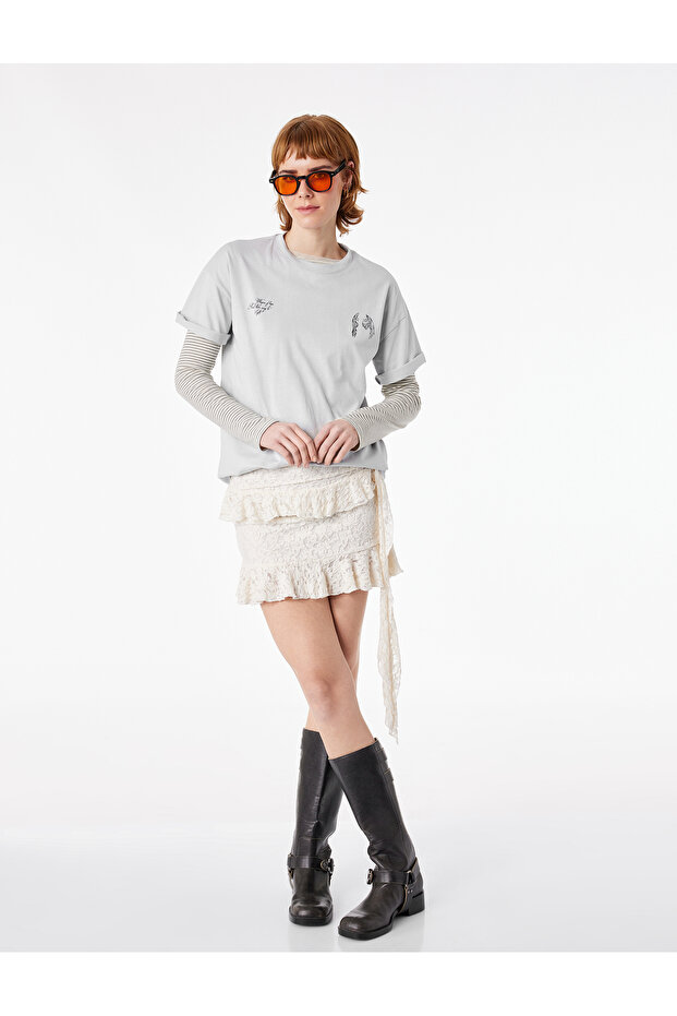 Comfortable Fit Short Sleeve Crew Neck Angel Themed T-Shirt with Printed Back
