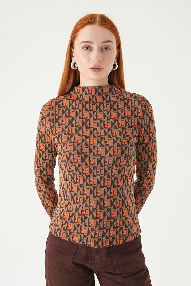 242143 بلوزة بياقة منقوشة باللون البرتقالي - 3