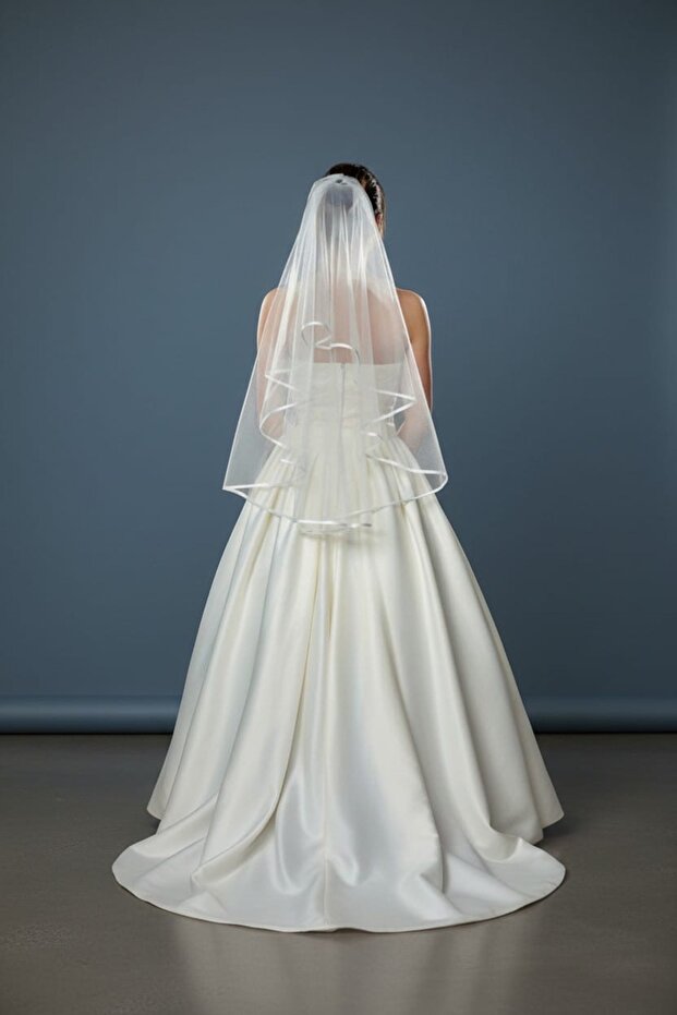95 cm Necklace with a Tie Dye Effect Dreamy Tulle Veil
