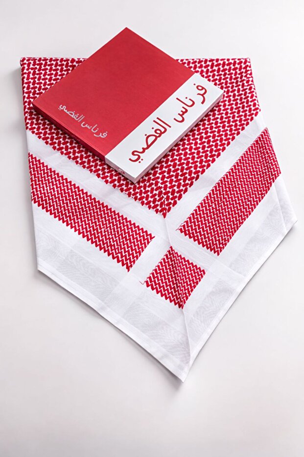 شماغ فرناس الفضي الانيق باطلالته - 1