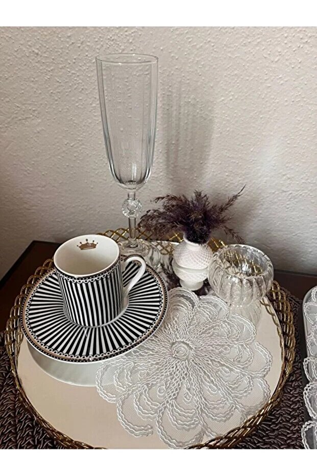 Set of 6 Elegant Lace Tulle Napkins for Coffee Side Serving