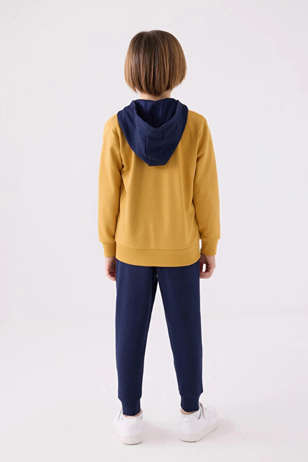 طقم رياضي للأولاد - الخردل - 5