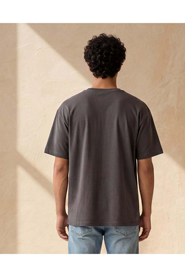 Men Black Solid T-Shirt - 4