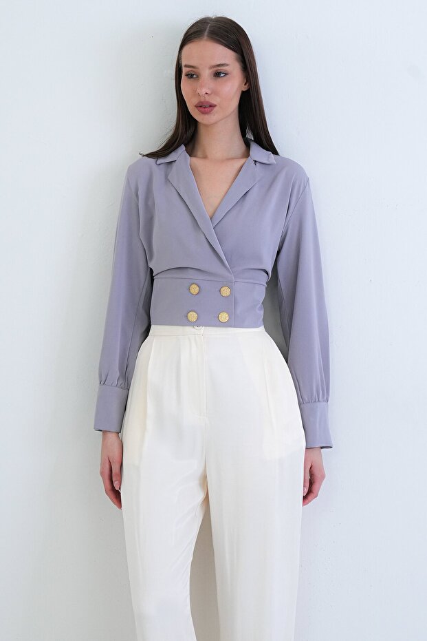 سترة قصيرة بياقة مزدوجة وأزرار - 3