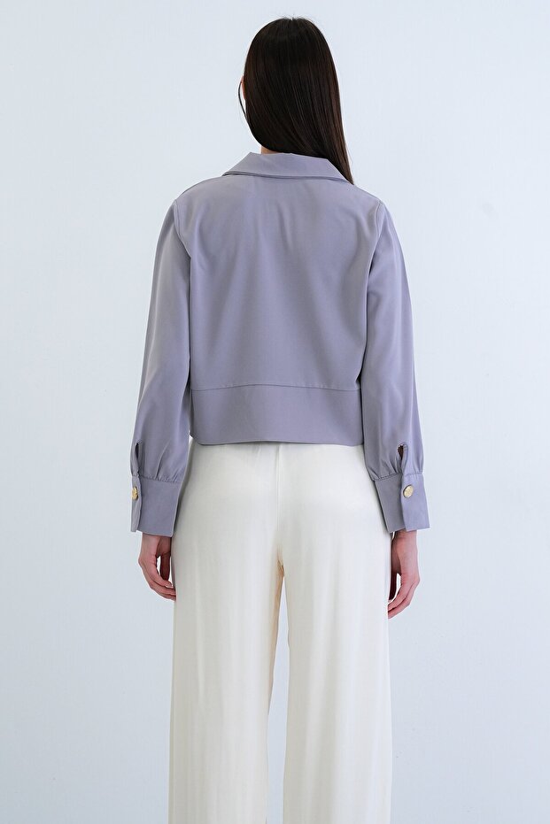 سترة قصيرة بياقة مزدوجة وأزرار - 6