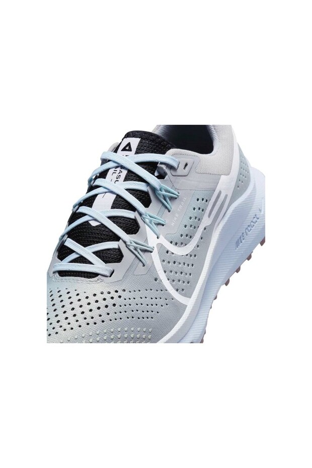 React Pegasus Trail 4 - 8