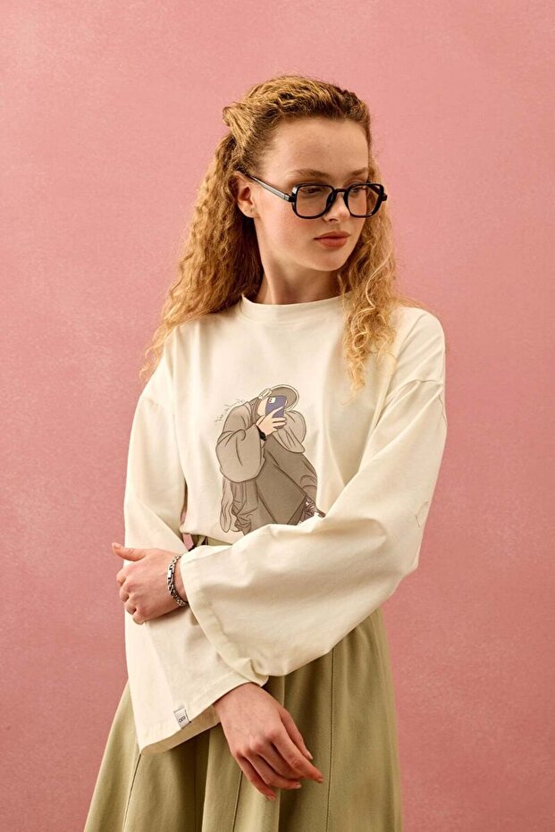 Ekru Kız Baskılı Basic Body - 2