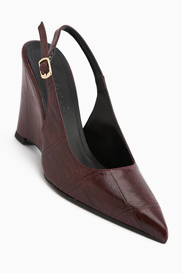 Tira Burgundy Wedge Heeled Pointed Toe Women's Sandals
