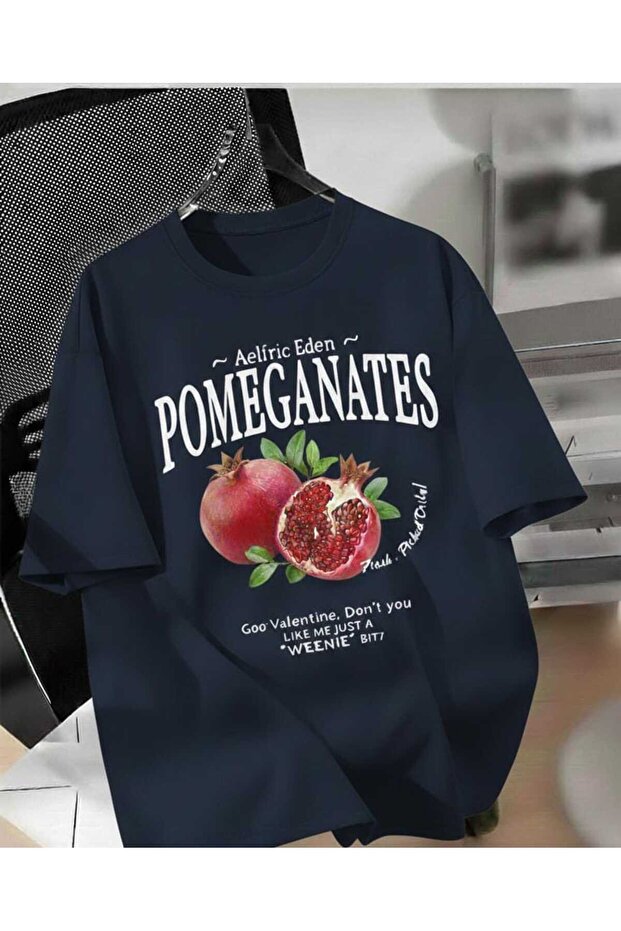 Unisex Men/Women Pomaganates Custom Printed Oversize Cotton T-Shirt T-Shirt