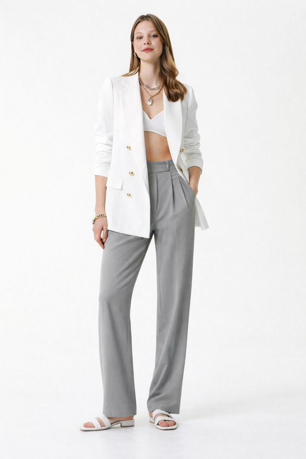 High-Waisted Gray Crepe Palazzo Pants – Wide Legs, Flowing Texture, Office & Casual Chic