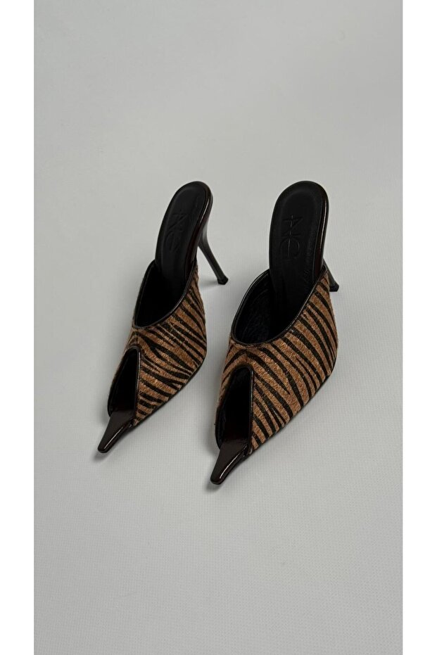 Lyra Heelled Slippers Brown