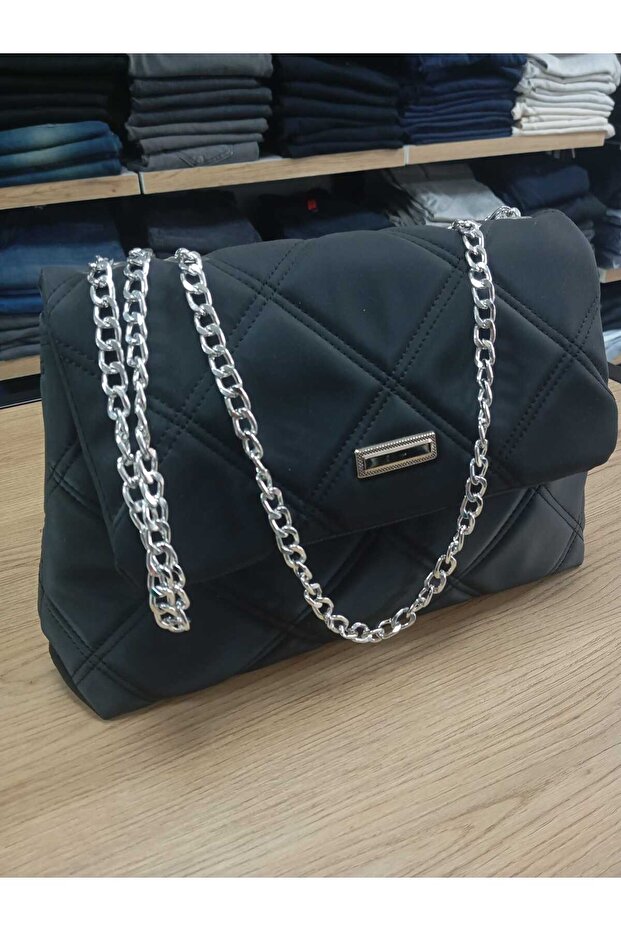 Bag with Two Sections and Chain - 2