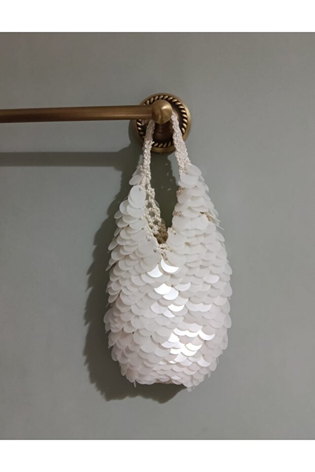 Pullu el çantası - 1