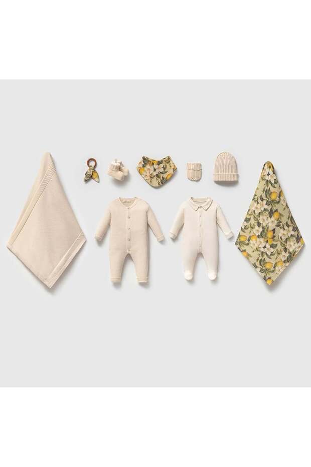 Baby Boy 0-3 Months Lime 8-Piece Hospital Discharge Set