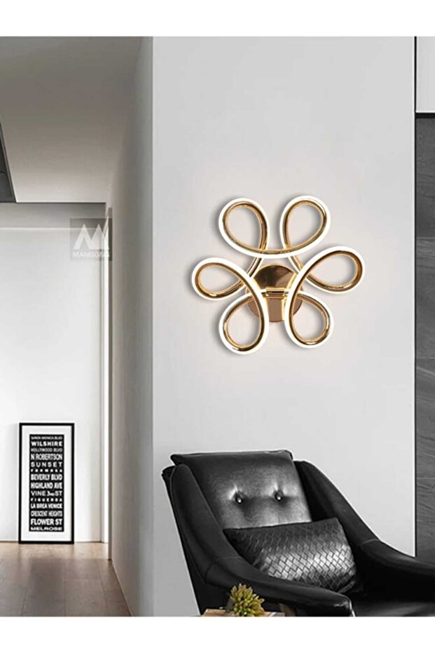 Triple-Light Gold LED Wall Light – Model 6006