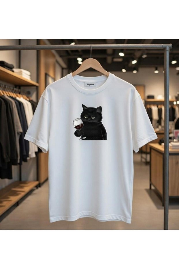 Black Cats Print Detailed Oversize T-Shirt Regular Fit 100% Cotton T-Shirt