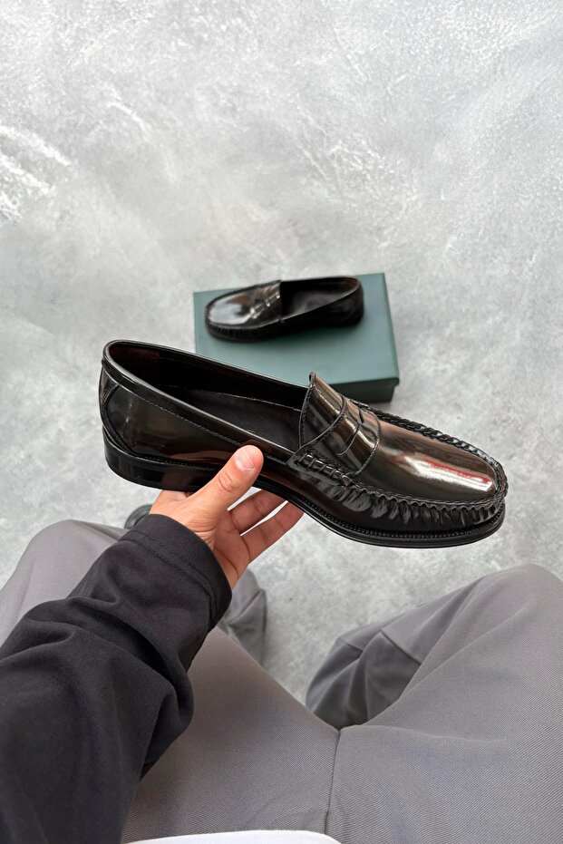 Bow-Tie Leather Shoes Brown