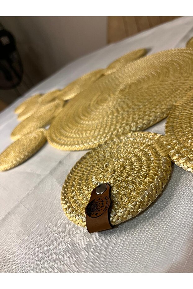 Polyester Runner - 2