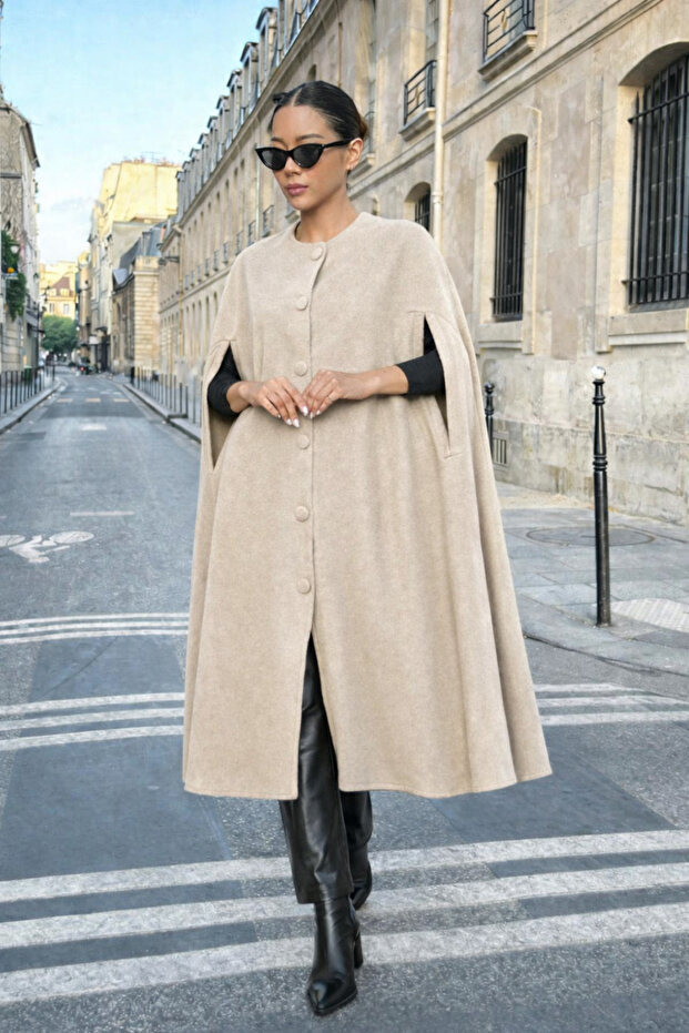 Women's Daily Sleeveless Loose Cream Melton Poncho