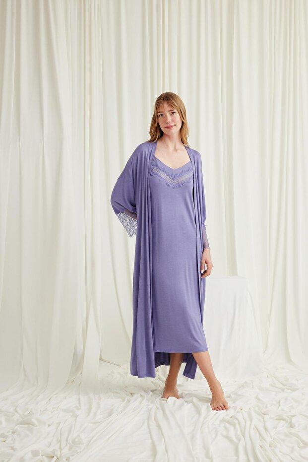 Women's Low-Cut Collar and Sleeve Lace Dressing Gown Set 18564