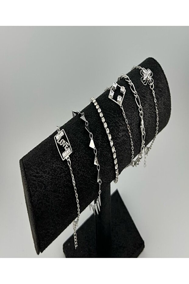 طقم اساور فضية متنوعه - 1