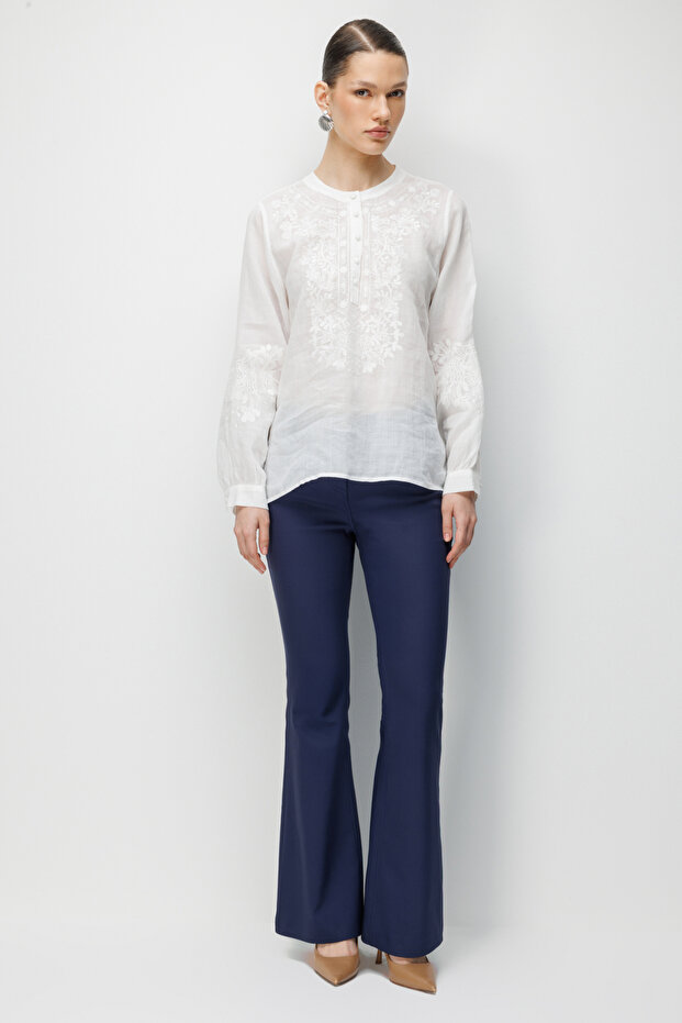 İşlemeli Keten Bluz - 4