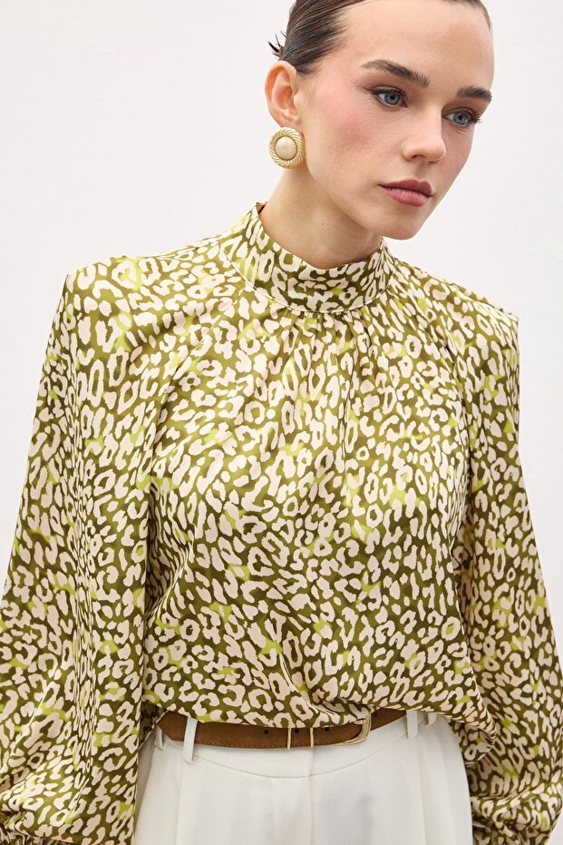 cu model Bluză - Verde - 6