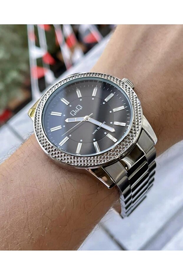Men's Metal Band Wristwatch