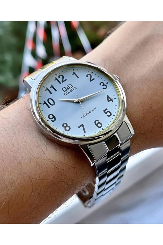 Men's Metal Band Wristwatch